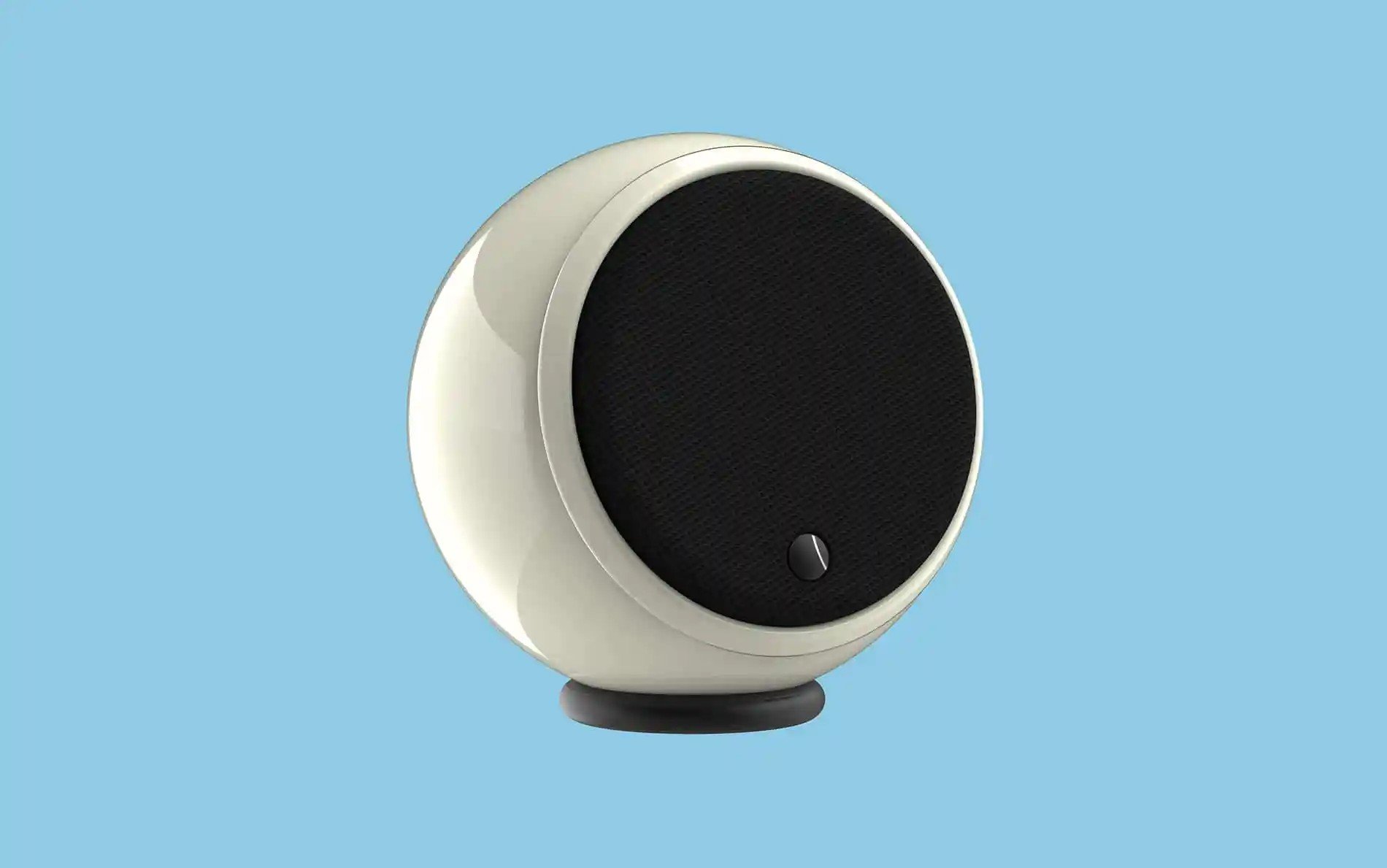 Micro-SE-Cream-Blue-Background